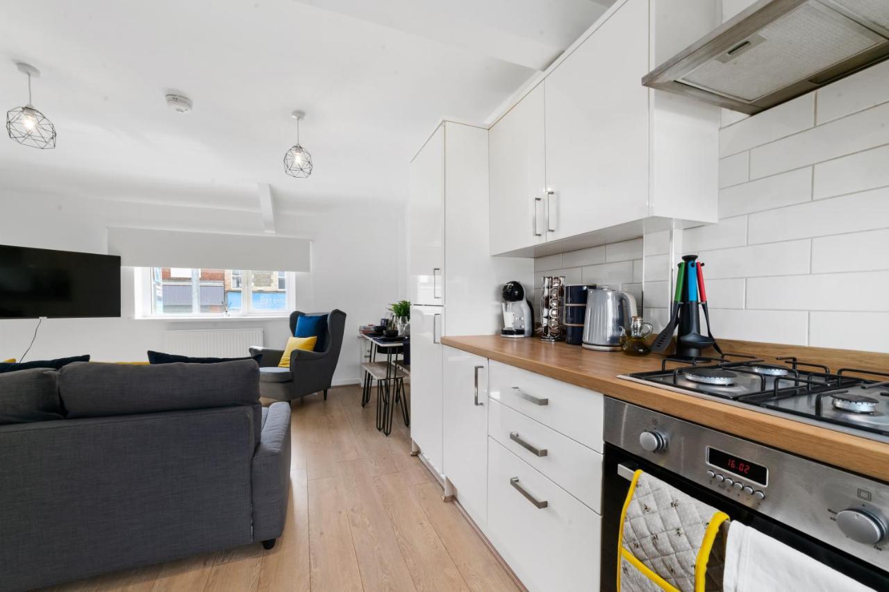 Village Cwtch Whitchurch 2 Bedroom Apartment カーディフ エクステリア 写真